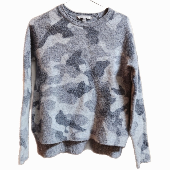 Athleta Undercover Camo Charcoal Patterned Pullover Wool Knit Sweater - Picture 1 of 6
